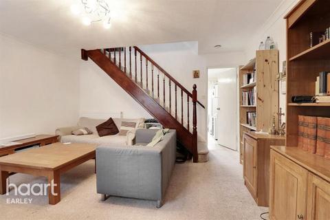 undefined, Wispington Close, Reading