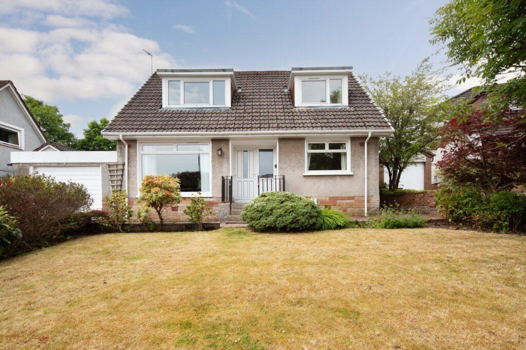 Rannoch Avenue Newton Mearns 3 Bed Detached Bungalow For Sale £298 000