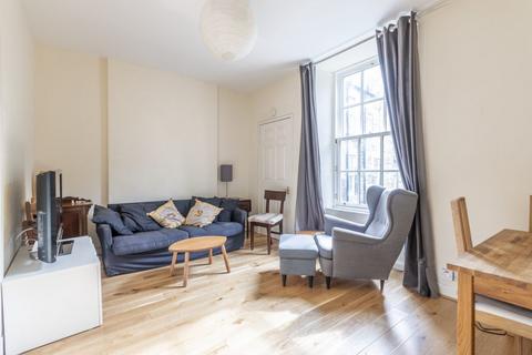 2 bedroom flat to rent, 1242L – St Patrick Square, Edinburgh, EH8 9EU