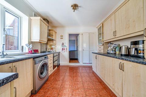 121 Engleheart Road, London, SE6 2EU