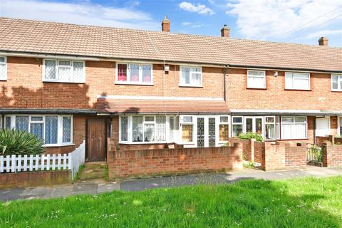 8 Kingaby Gardens, Rainham, RM13 7PH