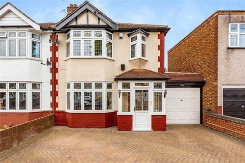 3 bedroom semi-detached house for sale, Hyland Way, Hornchurch, RM11