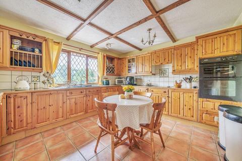 5 bedroom detached house for sale, Glasbury-On-Wye,  Hereford,  HR3