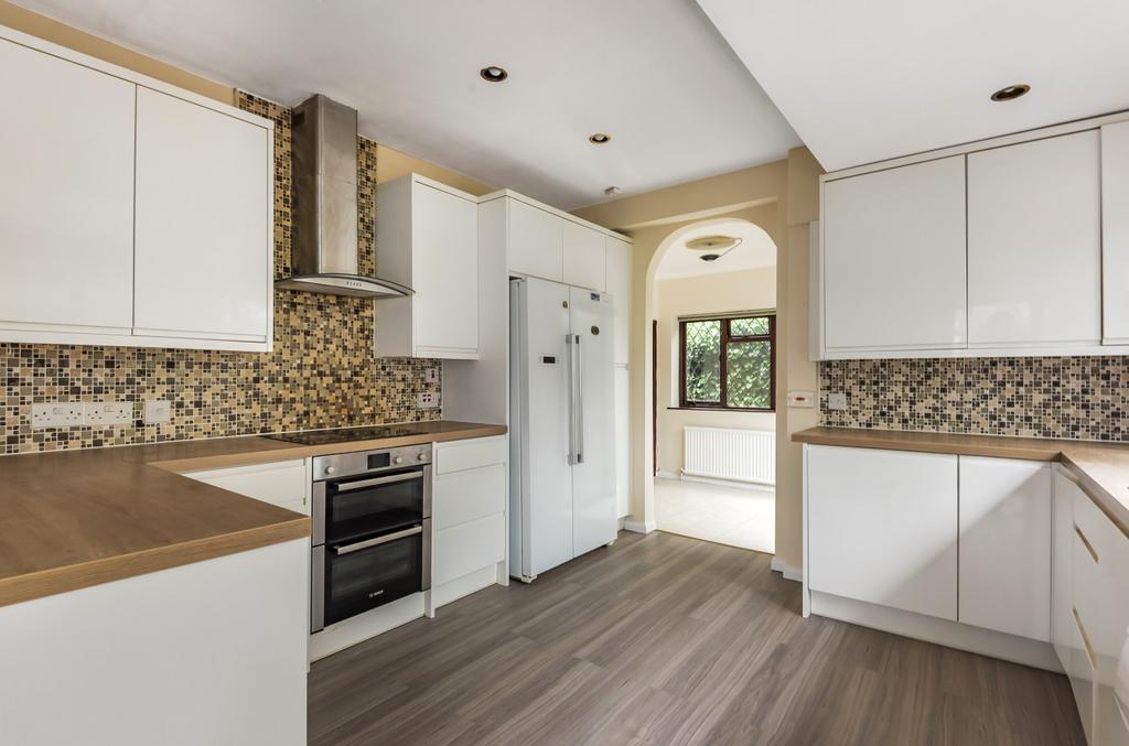 The Drive, Rickmansworth, WD3 5 bed detached house for sale £1,445,000