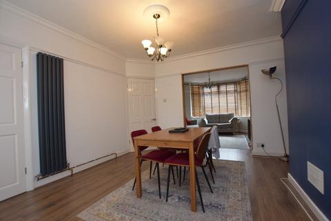 18 Howard Road, Nuneaton, CV10 7ES