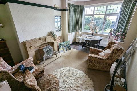 16 Bushmore Road, Hall Green, Birmingham, B28 9QX