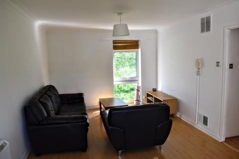 2 bedroom apartment to rent, Wilmslow Road, Fallowfield, Manchester