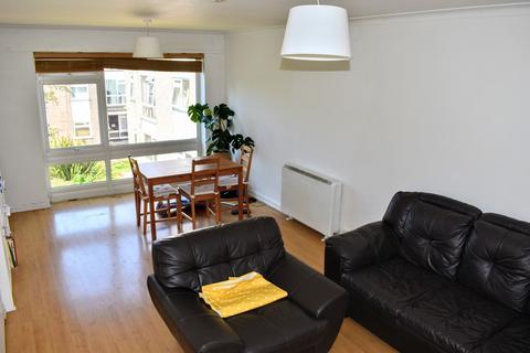 2 bedroom apartment to rent, Wilmslow Road, Fallowfield, Manchester