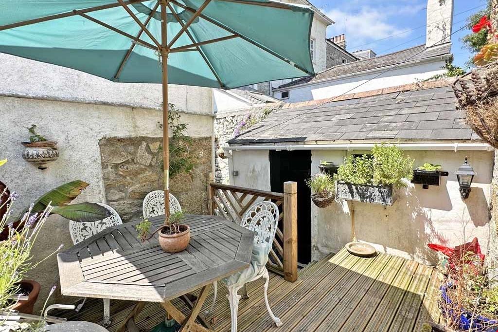 4eec11ba-f6f5-401f-bd6f-6d3dc29522ce