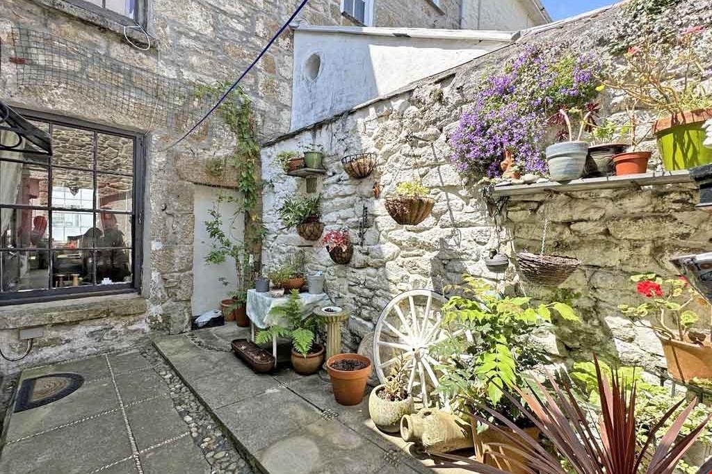 C553af13-ccf4-4103-b393-e654038f2071