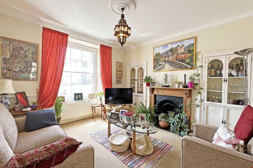 6221ba4e-0e3a-4ff4-a85e-2a9cda2f0f6b