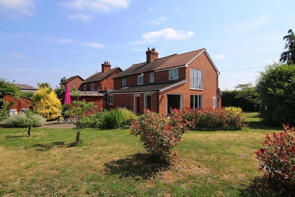 New Cottages, Little Green, Shocklach, SY14 3 bed cottage for sale £