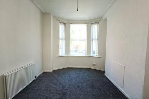 3 bedroom terraced house to rent, Pemberton Street, Old Trafford