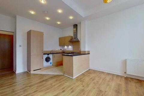 2 bedroom flat to rent, McPhail Street, Glasgow, G40