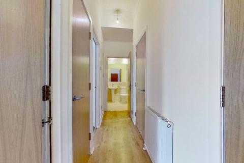 2 bedroom flat to rent, McPhail Street, Glasgow, G40