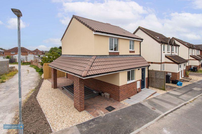 Loxleigh Gardens, Bridgwater 3 bed detached house for sale £300,000