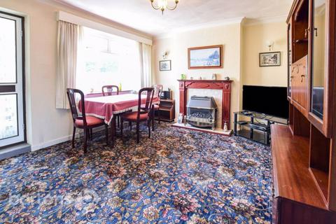14 Cotswold Crescent, Whiston, Rotherham, S60 4AX