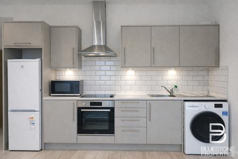2 bedroom apartment to rent, Woodcote Road, Wallington