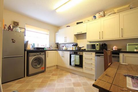 2 bedroom property for sale - 37 Waterloo Drive, Banbury - INVESTMENT BUYERS ONLY