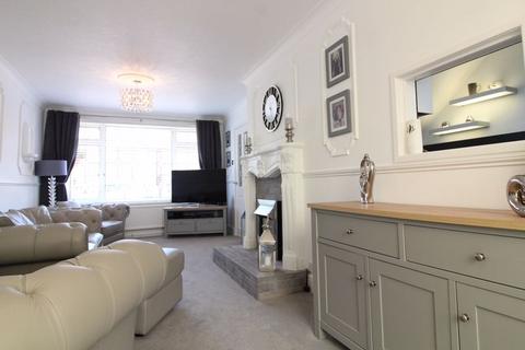 10 All Saints Road, Houghton Regis, Dunstable, LU5 5HJ