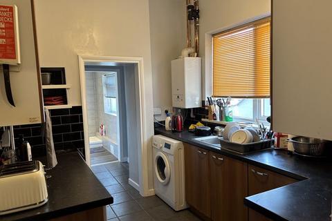 4 bedroom terraced house for sale, Ashford Street, Stoke-On-Trent