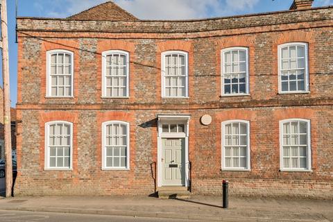 Property for sale - Monarchs Court, Benson