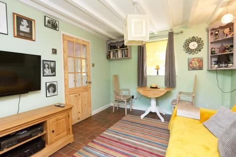 Riverside Cottage Lloyds Head, Jackfield, Telford, TF8 7LZ
