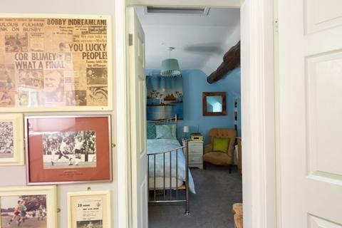 Riverside Cottage Lloyds Head, Jackfield, Telford, TF8 7LZ