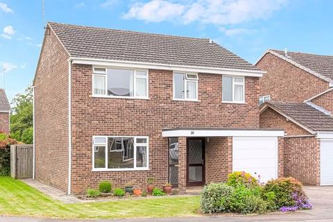 4 bedroom detached house for sale, Chipperfield Park Road, Banbury OX15