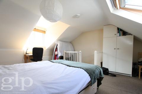 1 bedroom apartment to rent, Caledonian Road, Kings Cross, N1