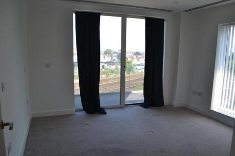 2 bedroom flat to rent, 45 Cherry Orchard Road, Croydon, CR0 6FH