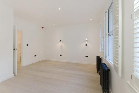 2 bedroom apartment to rent, Monmouth Street, Covent Garden, WC2H