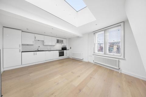 1 bedroom apartment to rent, Catherine Street, London, WC2B