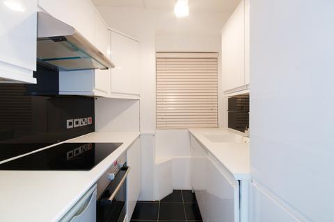 1 bedroom apartment to rent, Dean Street W1D