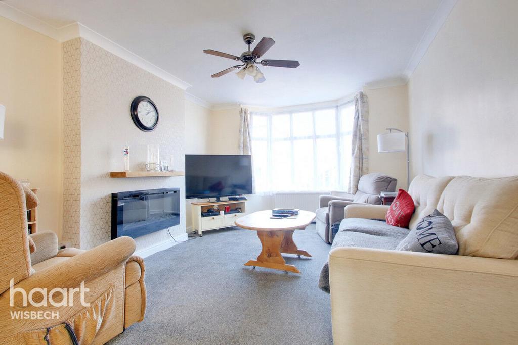 Kings Walk, Wisbech 3 bed semidetached house for sale £240,000