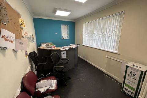 Office to rent, Station Road, Hinckley, Leicestershire, LE10 1AP