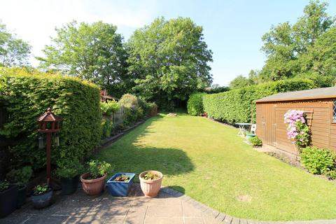 5 The Glade, West Wickham, BR4 9LH