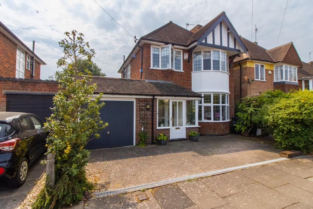 Beresford Drive, Leicester, LE2 3 bed detached house £495,000