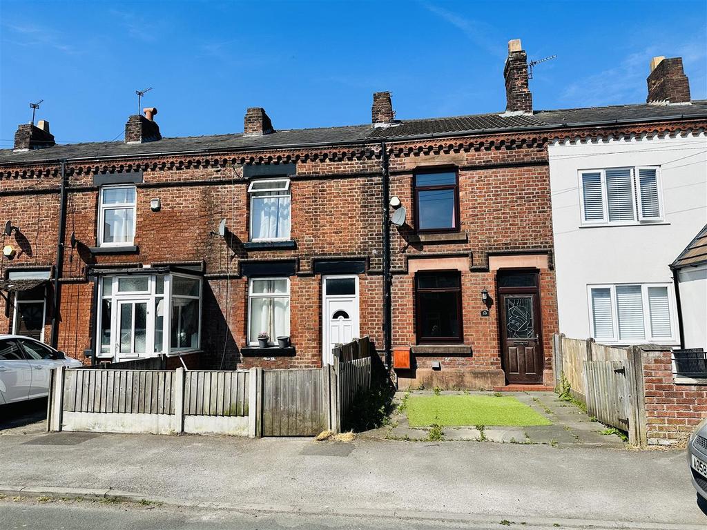 Fairclough Street, Burtonwood, Warrington WA5 4HJ 2 bed house for sale