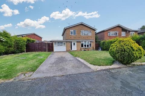 19 Aintree Drive, Spalding, PE11 3BT