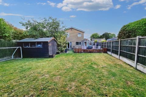 19 Aintree Drive, Spalding, PE11 3BT