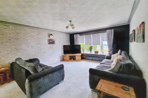 19 Aintree Drive, Spalding, PE11 3BT