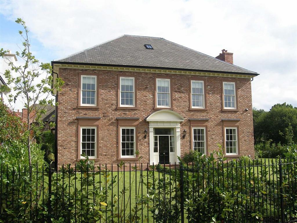 York Drive, Bowdon 6 bed detached house £13,000 pcm (£3,000 pw)