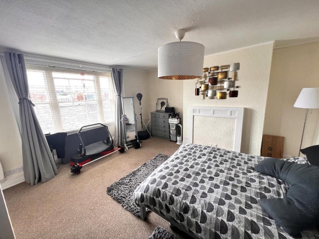 Torrington Street, Bideford 1 bed flat £585 pcm (£135 pw)