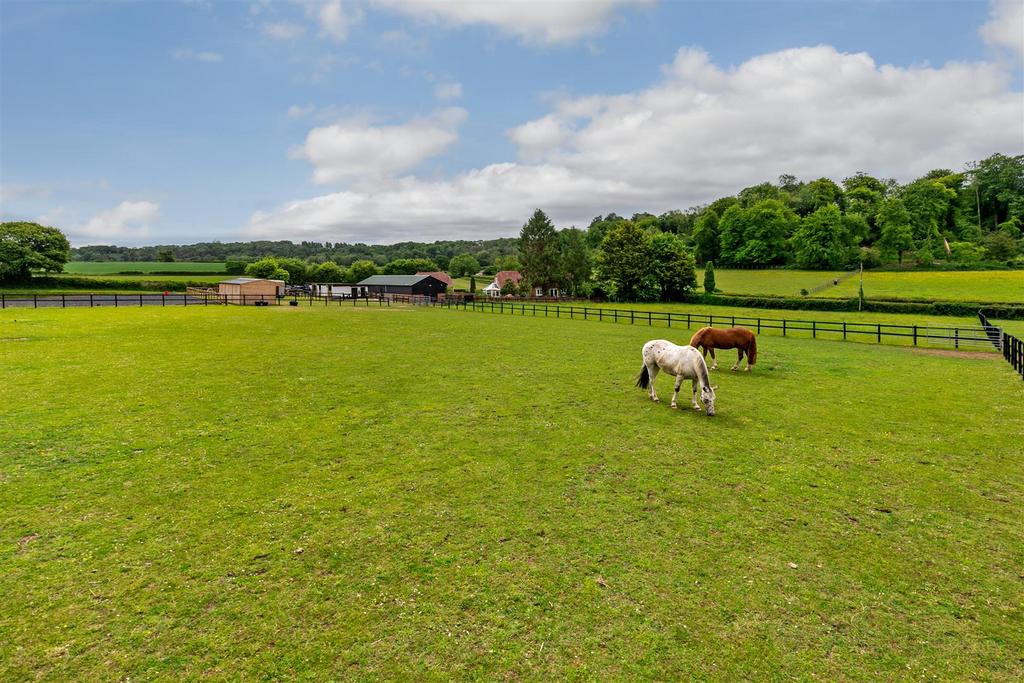 Waltham, Hampshire 5 bed detached house for sale £1,850,000