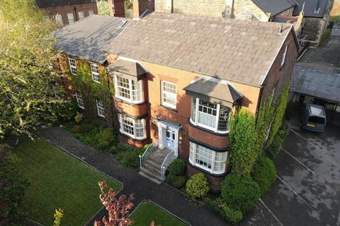 Guest house for sale - Peak Weavers Guest House, 21 King Street, Leek, Staffordshire, ST13 5NW