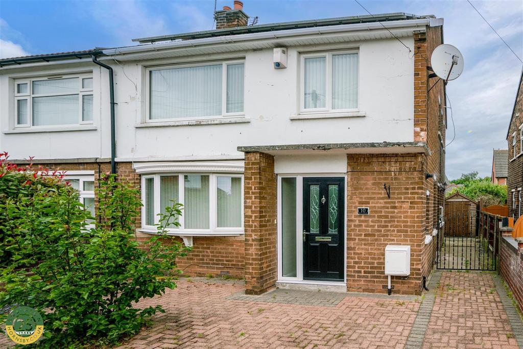 Beech Avenue, Tickhill, Doncaster 3 bed semidetached house £185,000