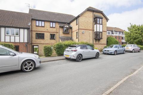 31 Kerr Close, Knebworth, SG3 6AL
