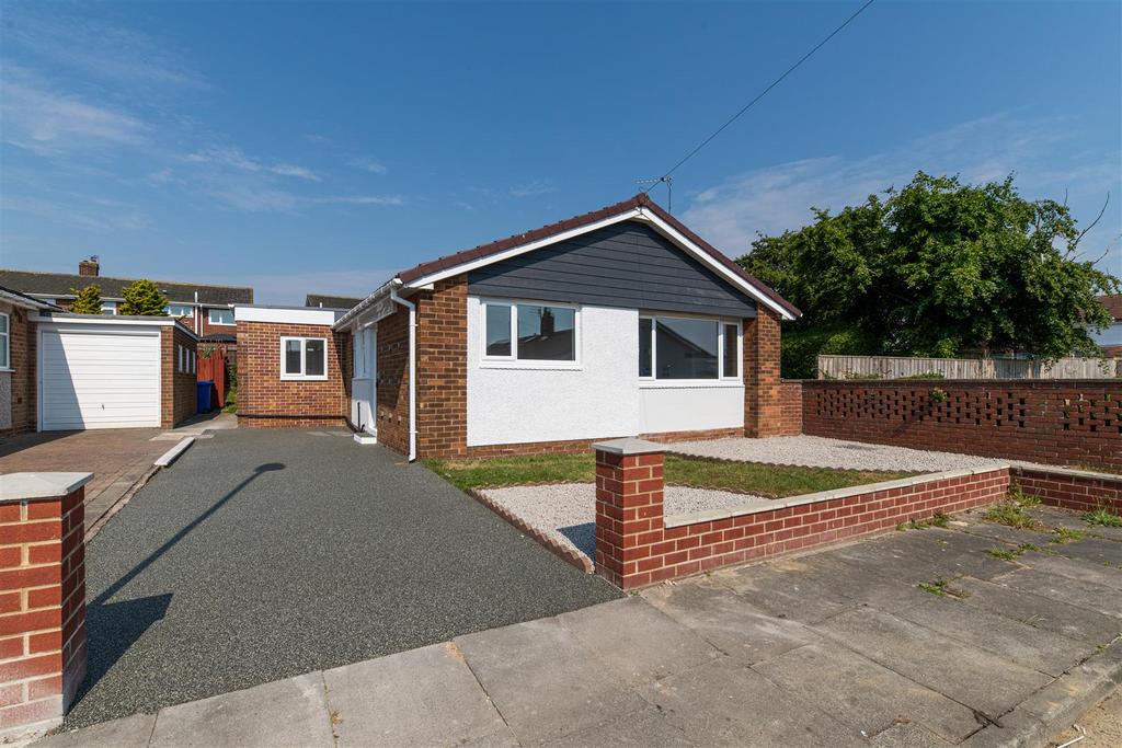 Staward Avenue, Seaton Delaval, Whitley Bay 3 bed detached bungalow for