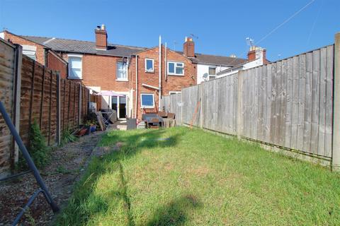 187 Stroud Road, Gloucester, GL1 5JT
